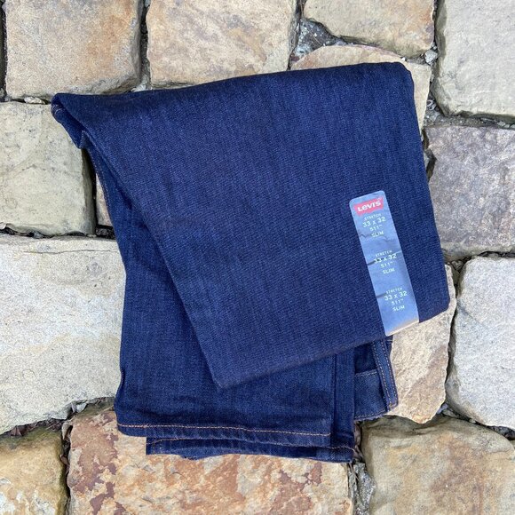 Levi 511 Slim Fit Commuter Jeans with Stretch - Picture 2 of 6